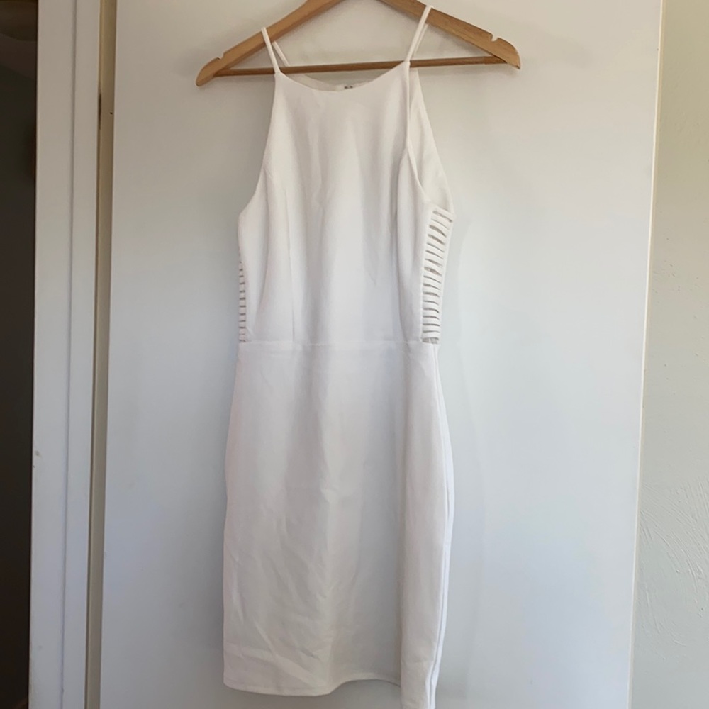 COPY - White bodycon dress from Macy’s (size 7/8)